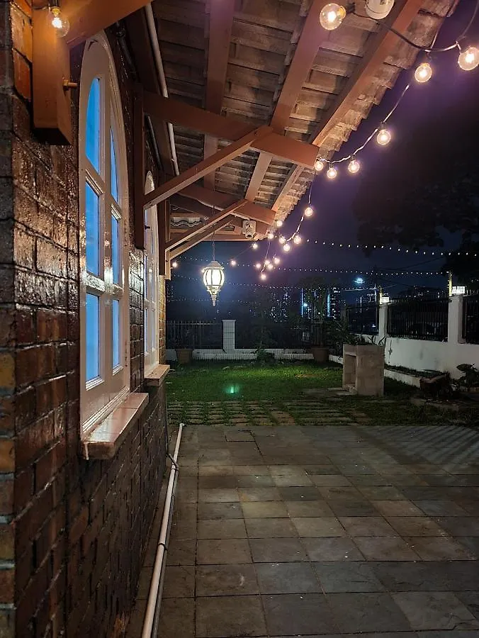 Oug8 Garden Home Bbq Karaoke Κουάλα Λουμπούρ